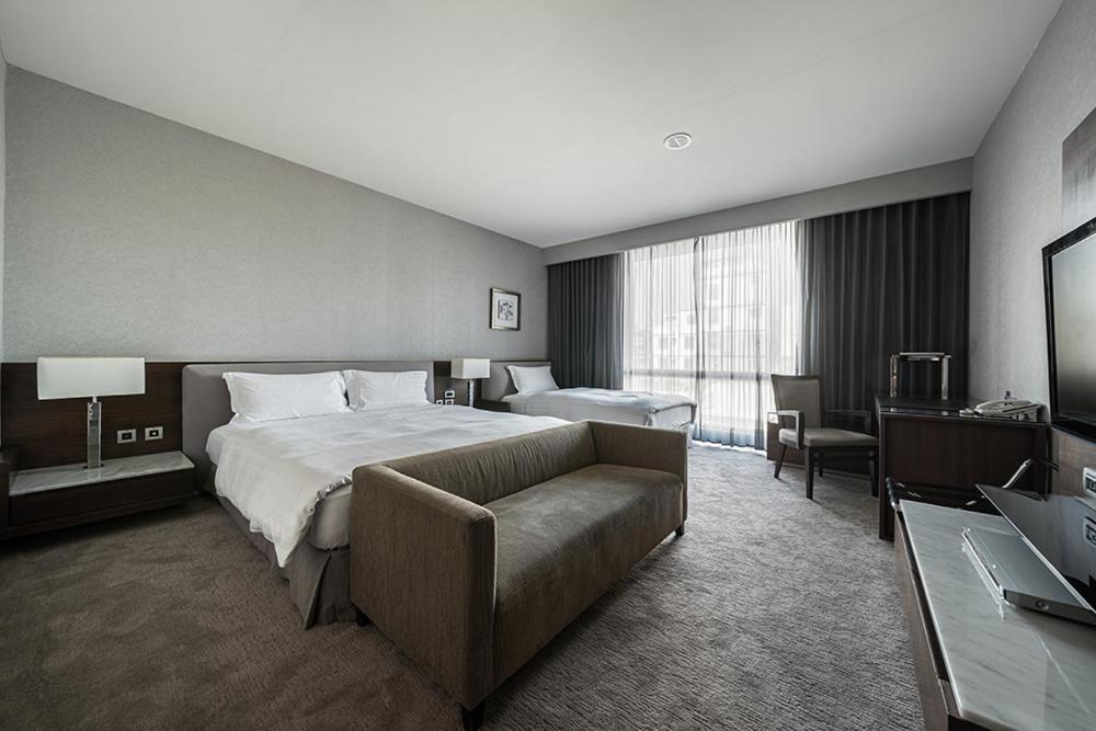 Taipung Suites Tchaj-nan Exteriér fotografie